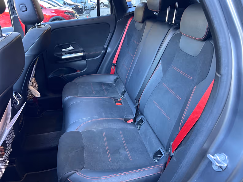 Mercedes-Benz GLA-Class - 14