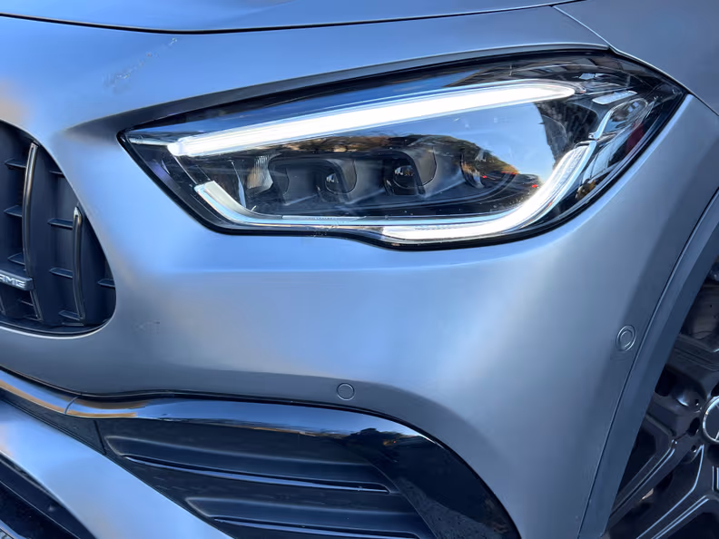 Mercedes-Benz GLA-Class - 35