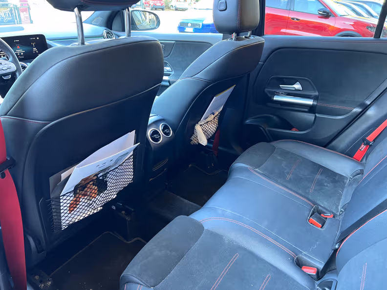 Mercedes-Benz GLA-Class - 22