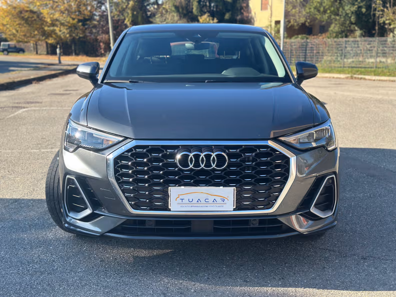 Audi Q3 - 2