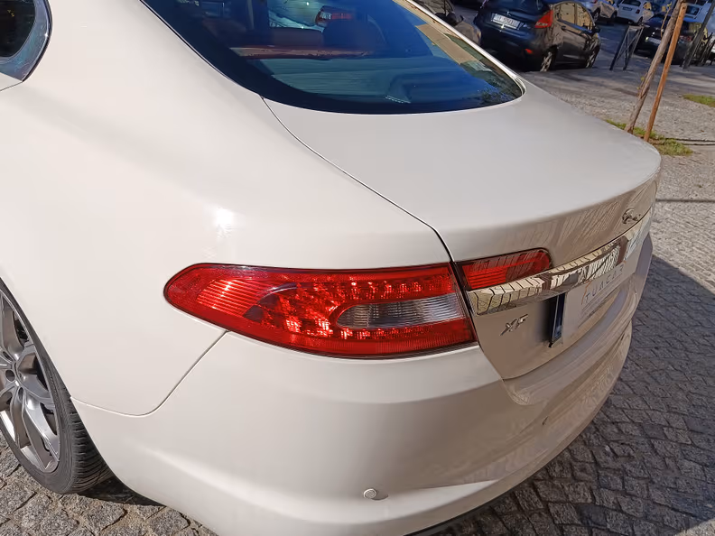 Jaguar XF - 7
