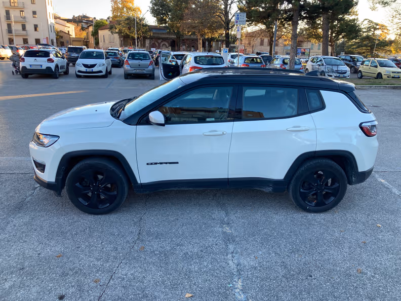 Jeep Compass - 9