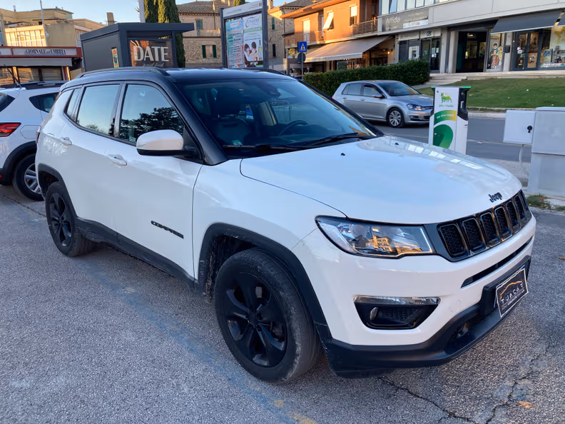 Jeep Compass - 24