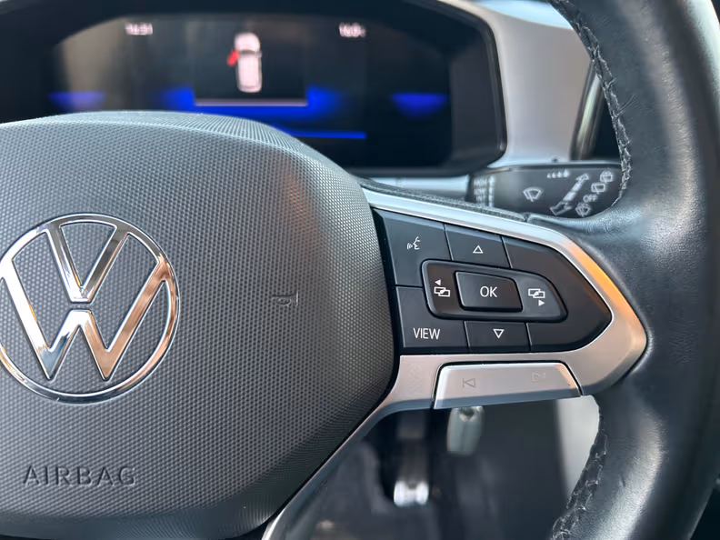 Volkswagen T-ROC - 17