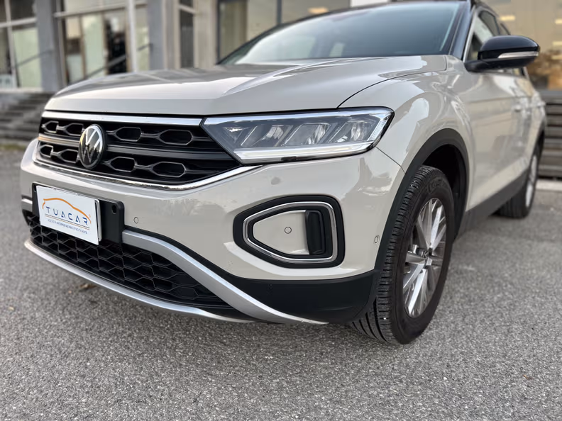 Volkswagen T-ROC - 9