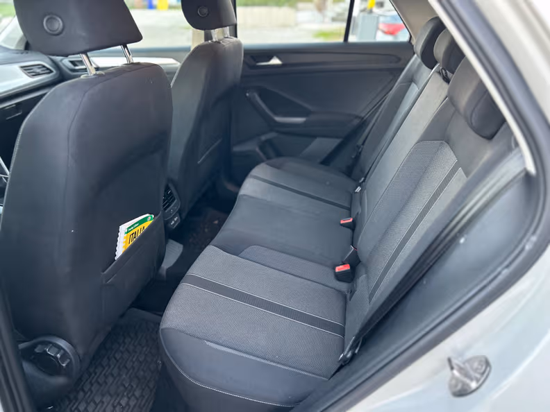 Volkswagen T-ROC - 28