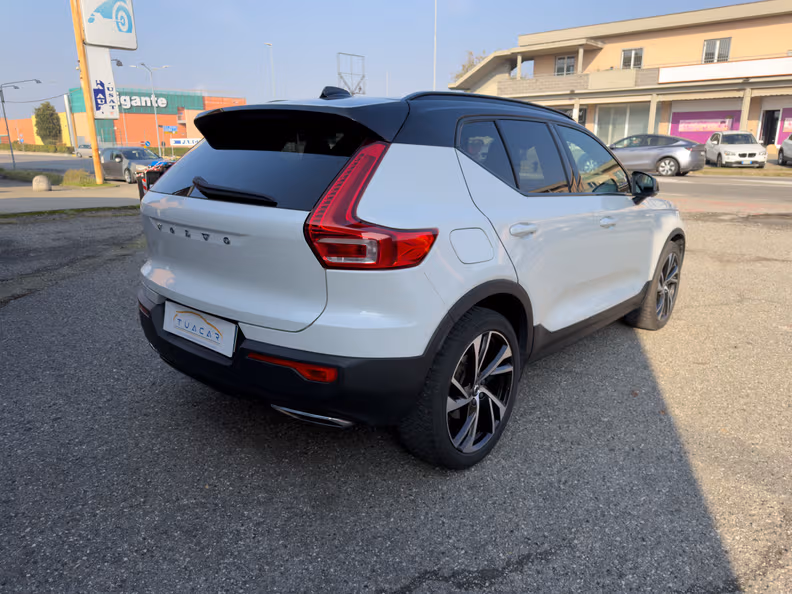 Volvo XC40 - 5