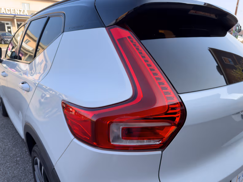 Volvo XC40 - 12