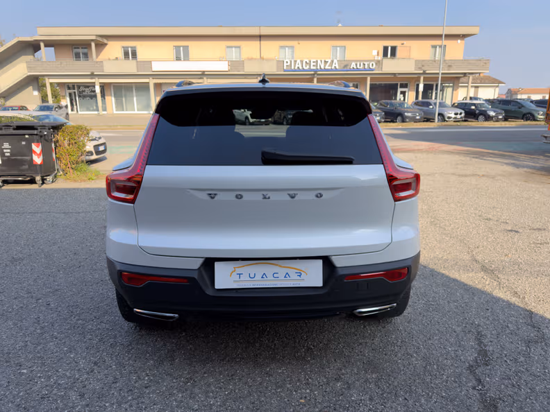 Volvo XC40 - 4
