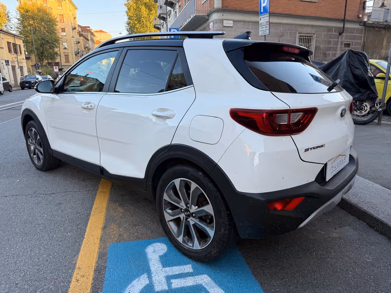 Kia Stonic - 5