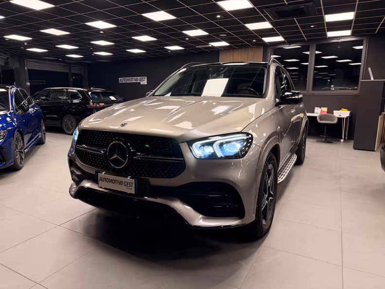 Mercedes-Benz GLE-Class - 1