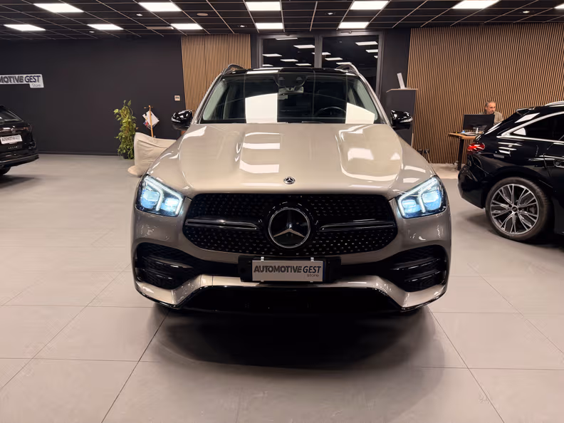 Mercedes-Benz GLE-Class - 2