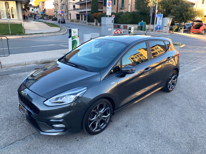 Ford Fiesta - 9