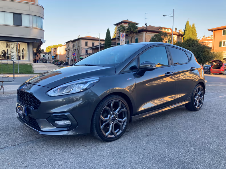 Ford Fiesta - 10