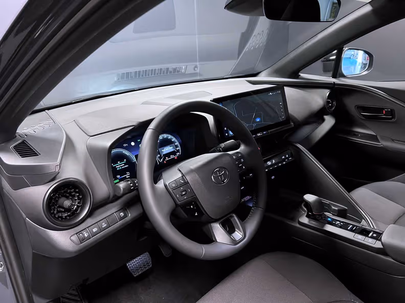 Toyota C-Hr (23-->) - 10