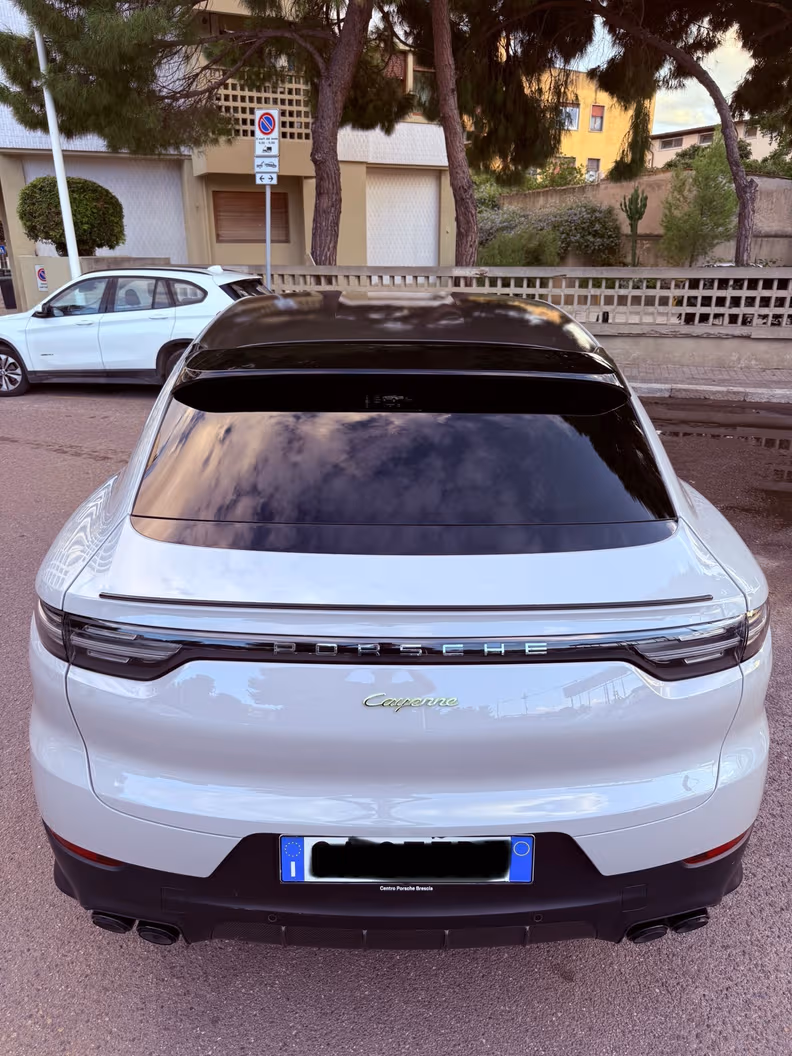 Porsche Cayenne - 15