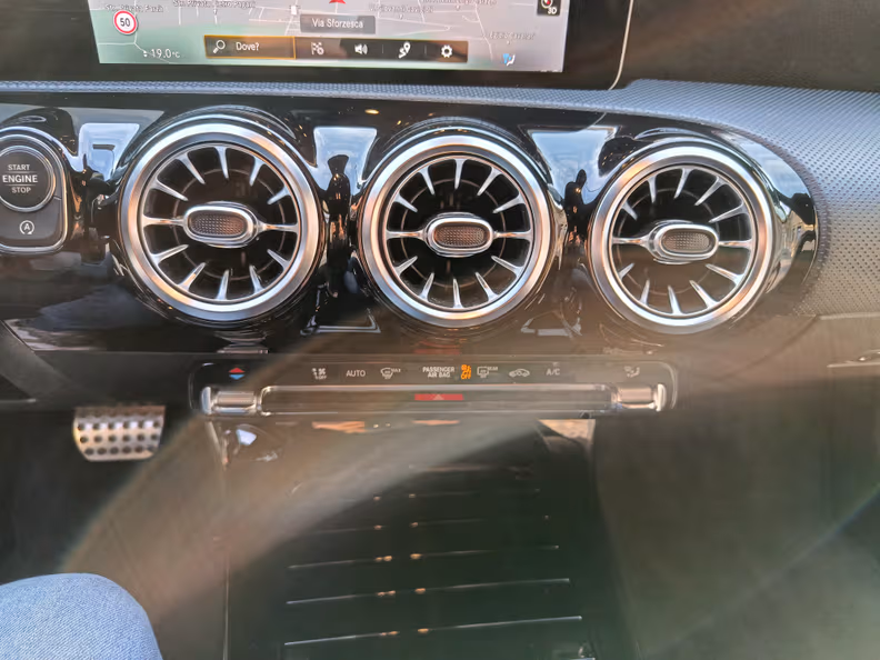 Mercedes-Benz A-Class - 16