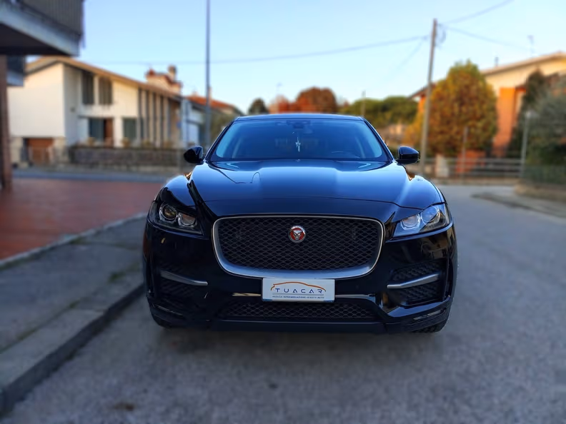 Jaguar F-Pace - 2