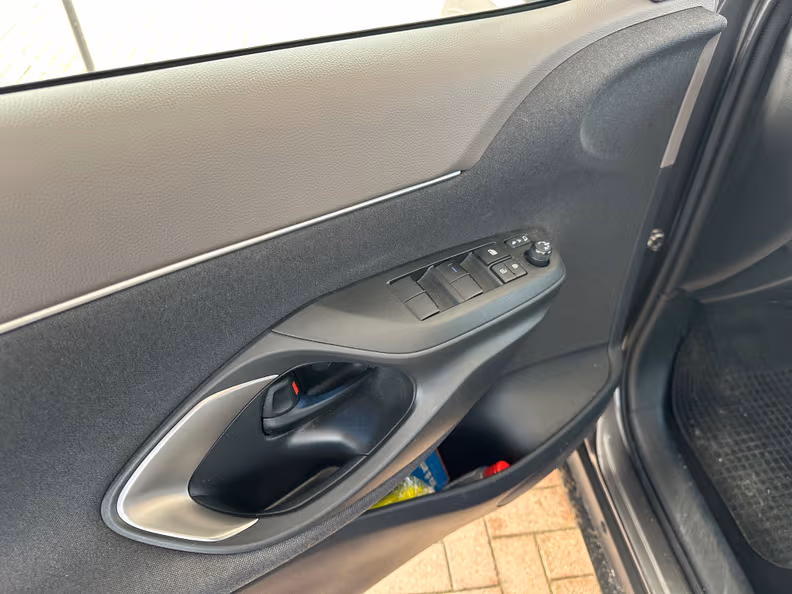 Toyota Yaris Cross - 16