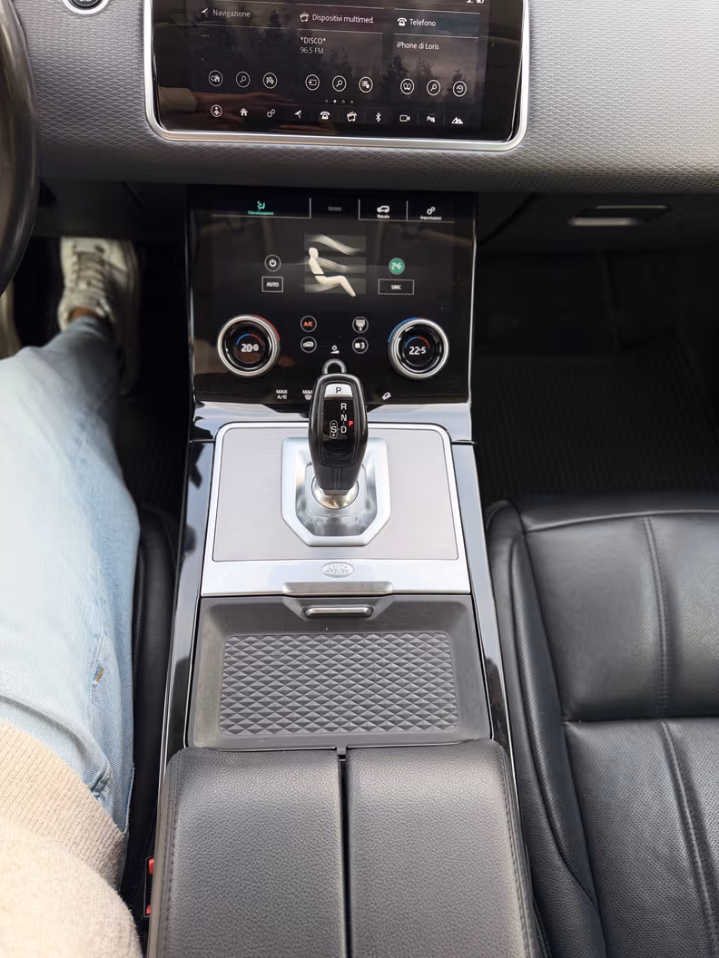 Land Rover Range Rover Evoque - 19