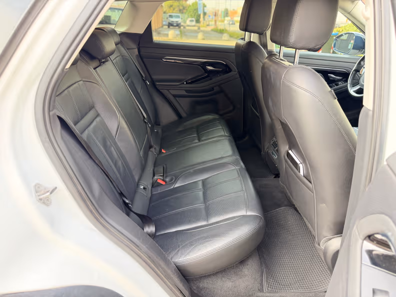 Land Rover Range Rover Evoque - 24