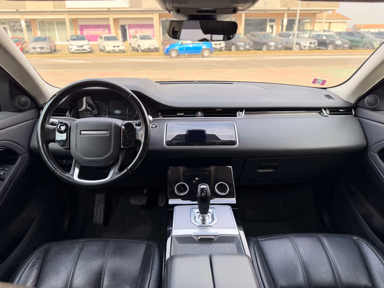 Land Rover Range Rover Evoque - 21