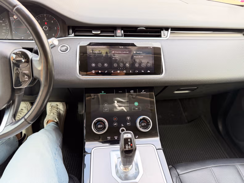 Land Rover Range Rover Evoque - 18