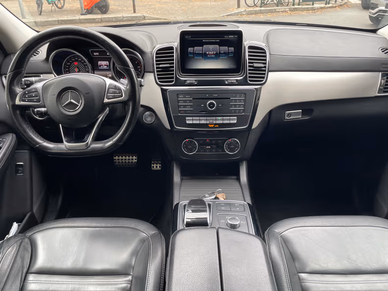 Mercedes-Benz GLE-Class - 8