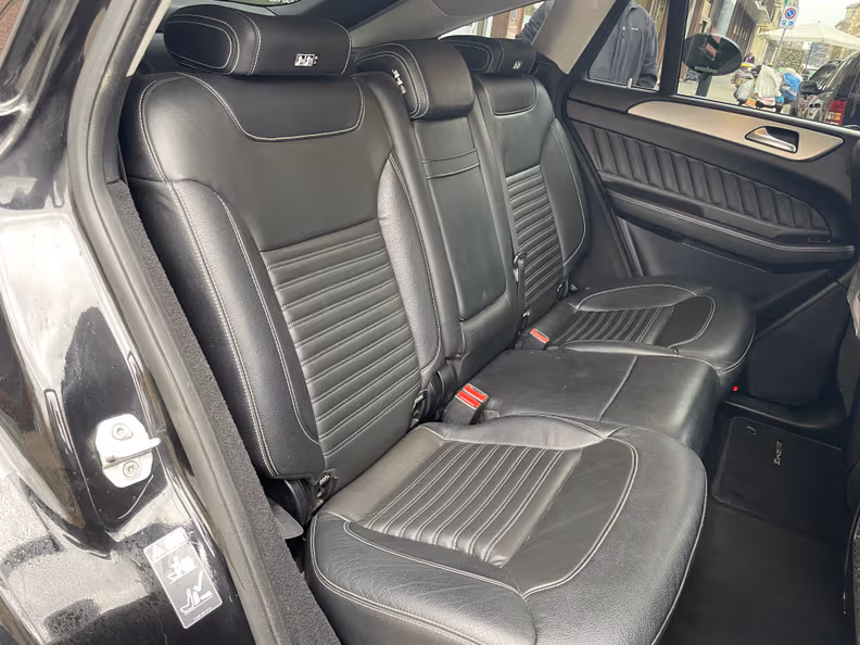 Mercedes-Benz GLE-Class - 21