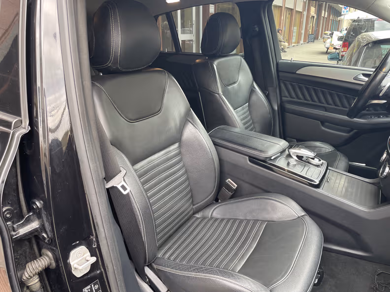 Mercedes-Benz GLE-Class - 11