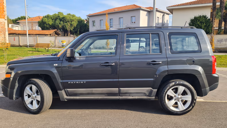 Jeep Patriot - 8
