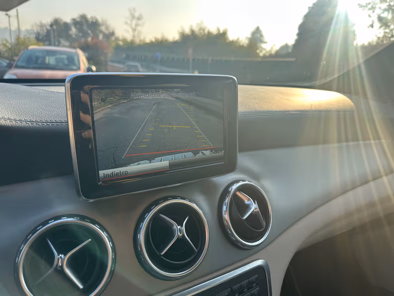 Mercedes-Benz GLA-Class - 43