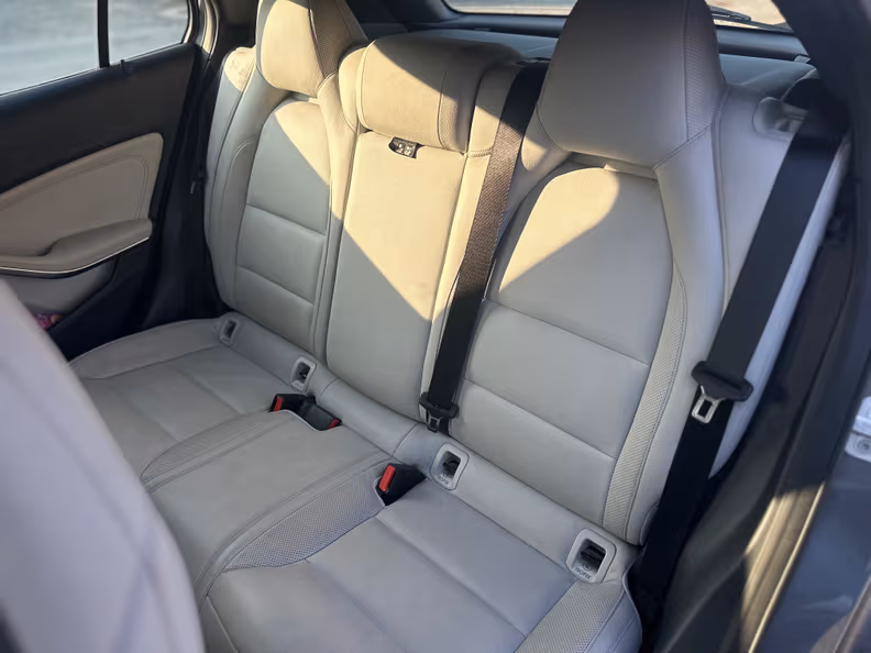 Mercedes-Benz GLA-Class - 27