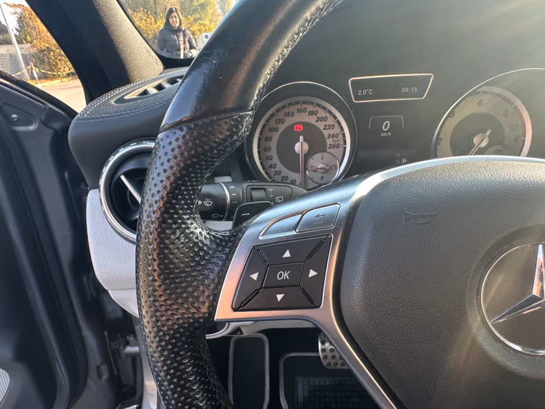 Mercedes-Benz GLA-Class - 11