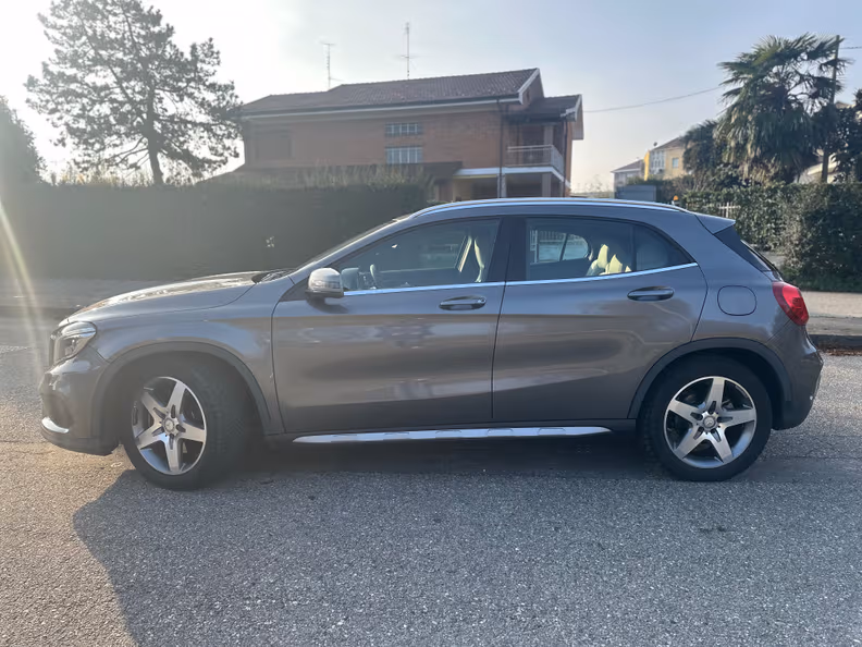 Mercedes-Benz GLA-Class - 8