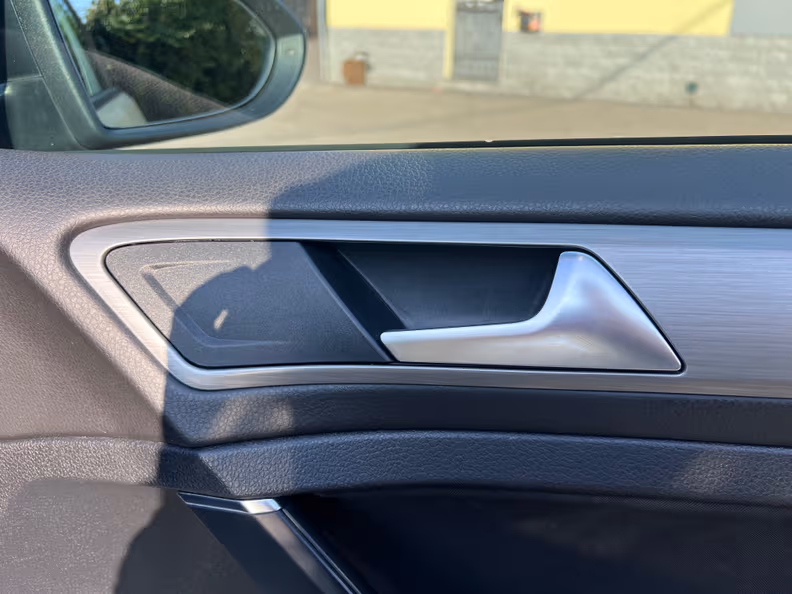 Volkswagen Golf - 37