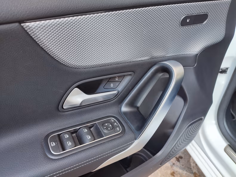 Mercedes-Benz A-Class - 16