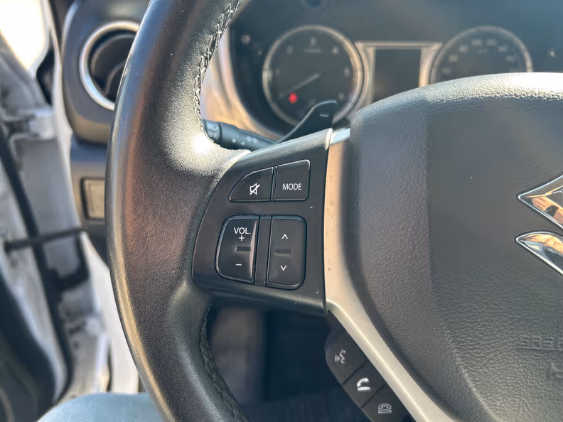 Suzuki Vitara / e Vitara - 15