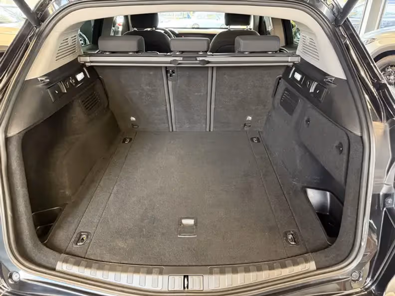 Alfa Romeo Stelvio - 10