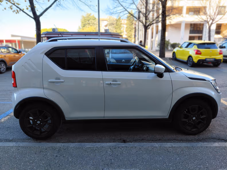 Suzuki Ignis - 46