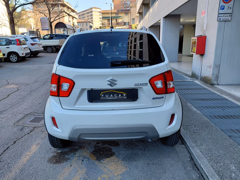Suzuki Ignis - 28