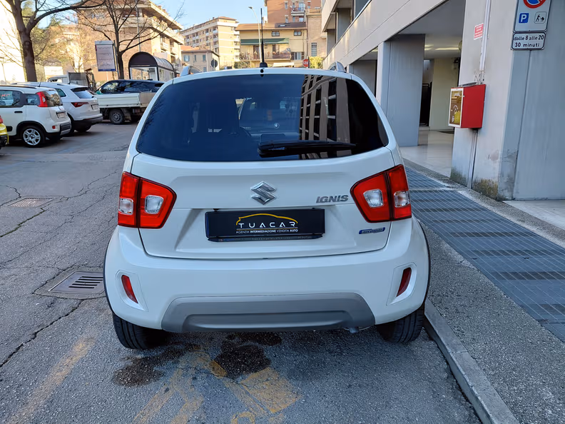 Suzuki Ignis - 42