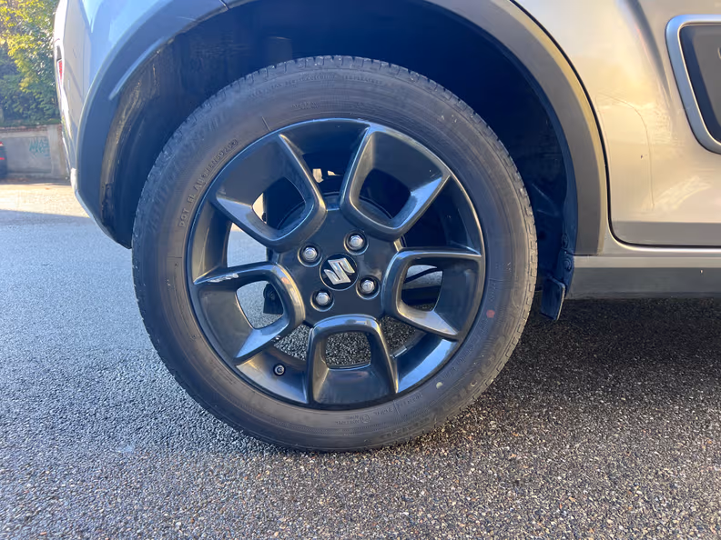 Suzuki Ignis - 47