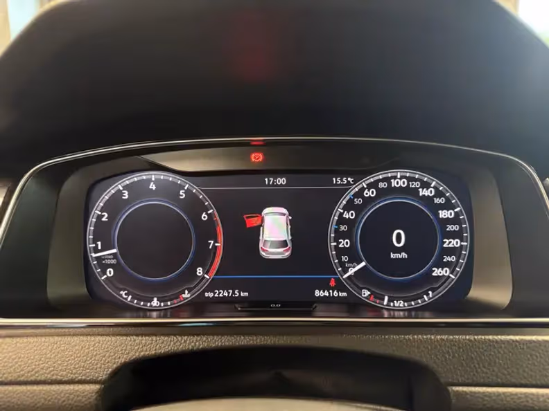 Volkswagen Golf - 14