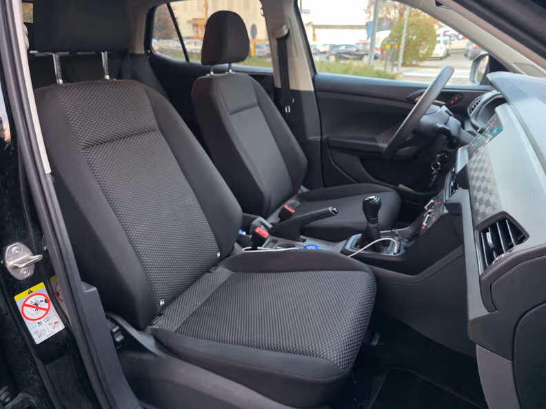 Volkswagen T-Cross - 17