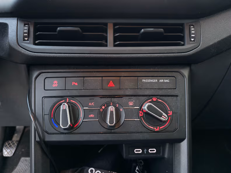 Volkswagen T-Cross - 15