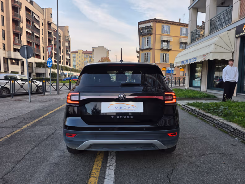 Volkswagen T-Cross - 6