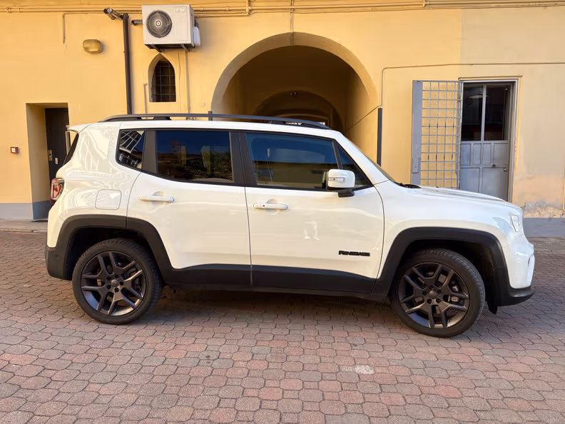 Jeep Renegade - 4