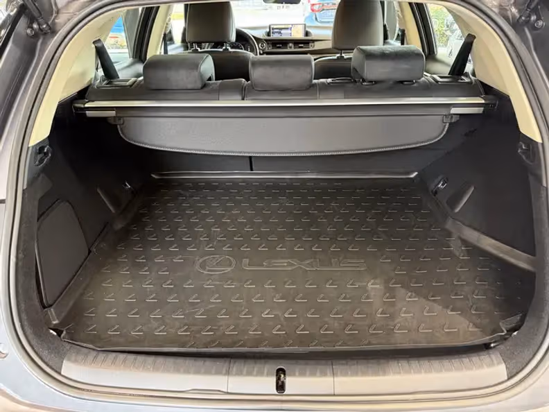 Lexus CT-Series - 10