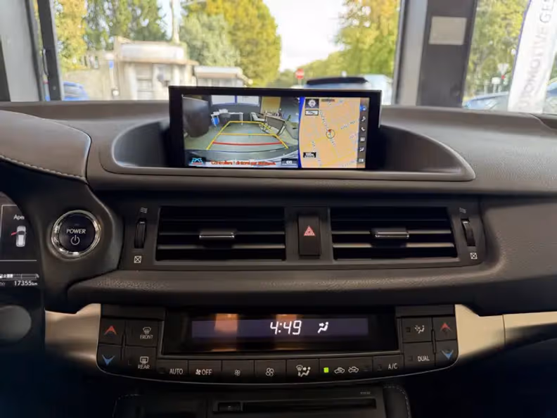 Lexus CT-Series - 16